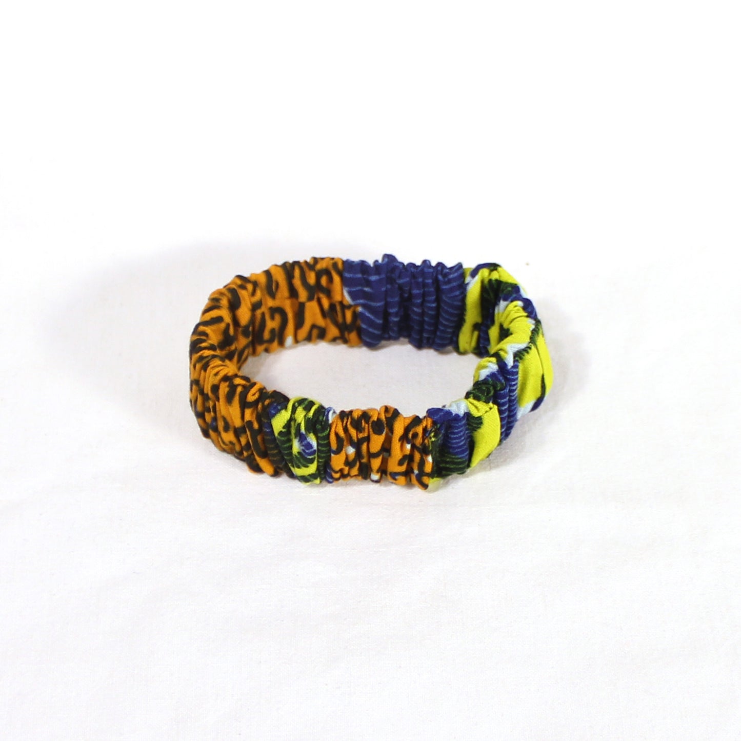 Scrunchie "Taanugu" (small)